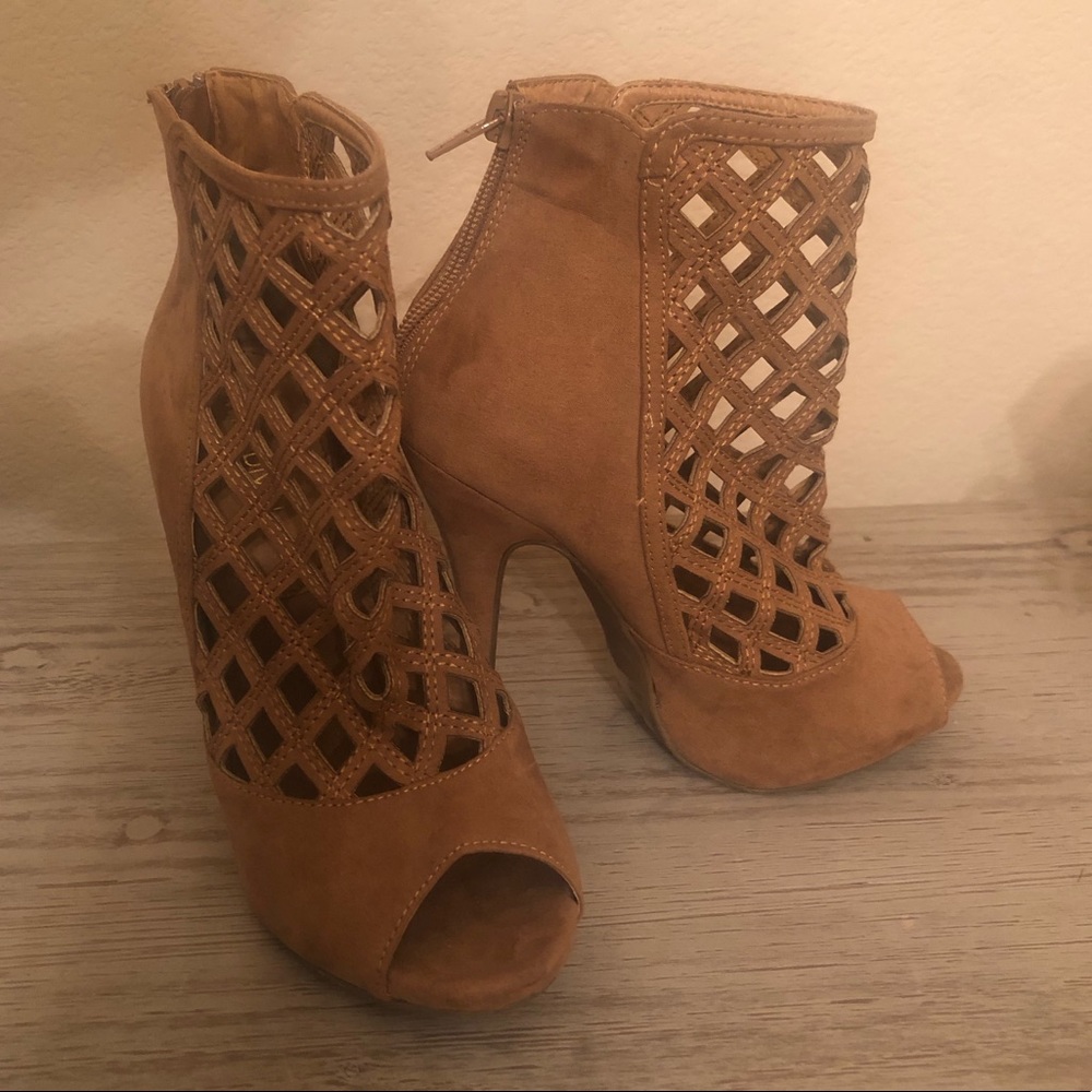 Tan Cut out Booties